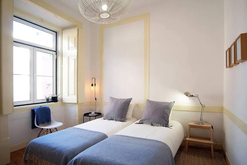 Bh2 Charm In Bohemian Bairro Alto * 4Bdr * Old Style Apartman Lisboa 0*,