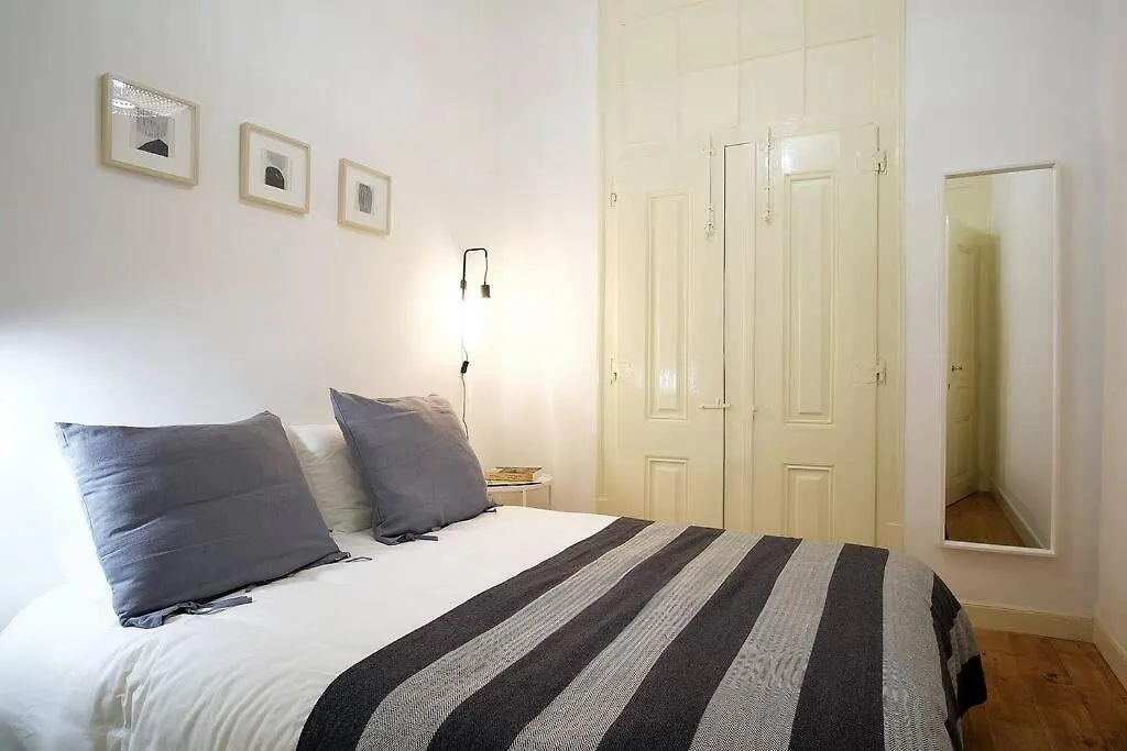 Appartement Bh2 Charm In Bohemian Bairro Alto * 4Bdr * Old Style à Lisboa 0*,  Portugal